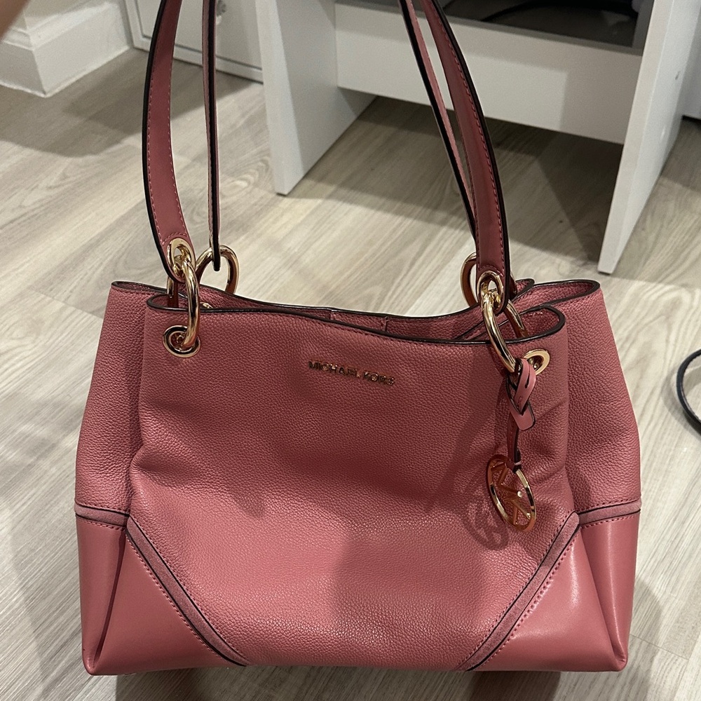 Michael Kors Rose Shoulder Bag